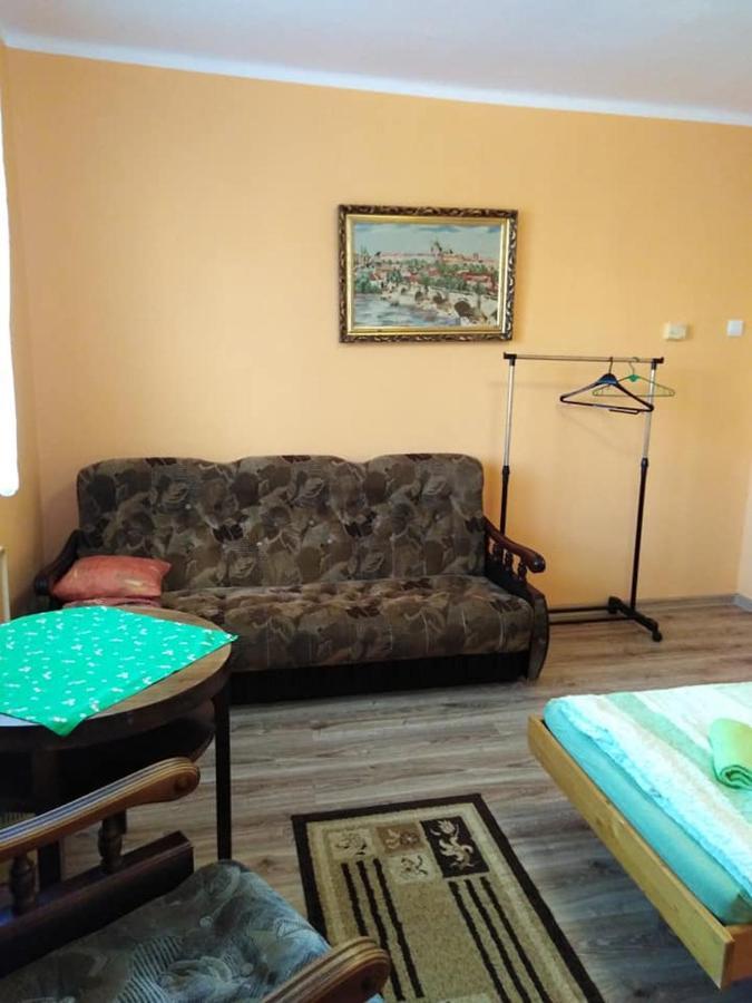 Privat Mapak Guest House โปปรัด ภายนอก รูปภาพ